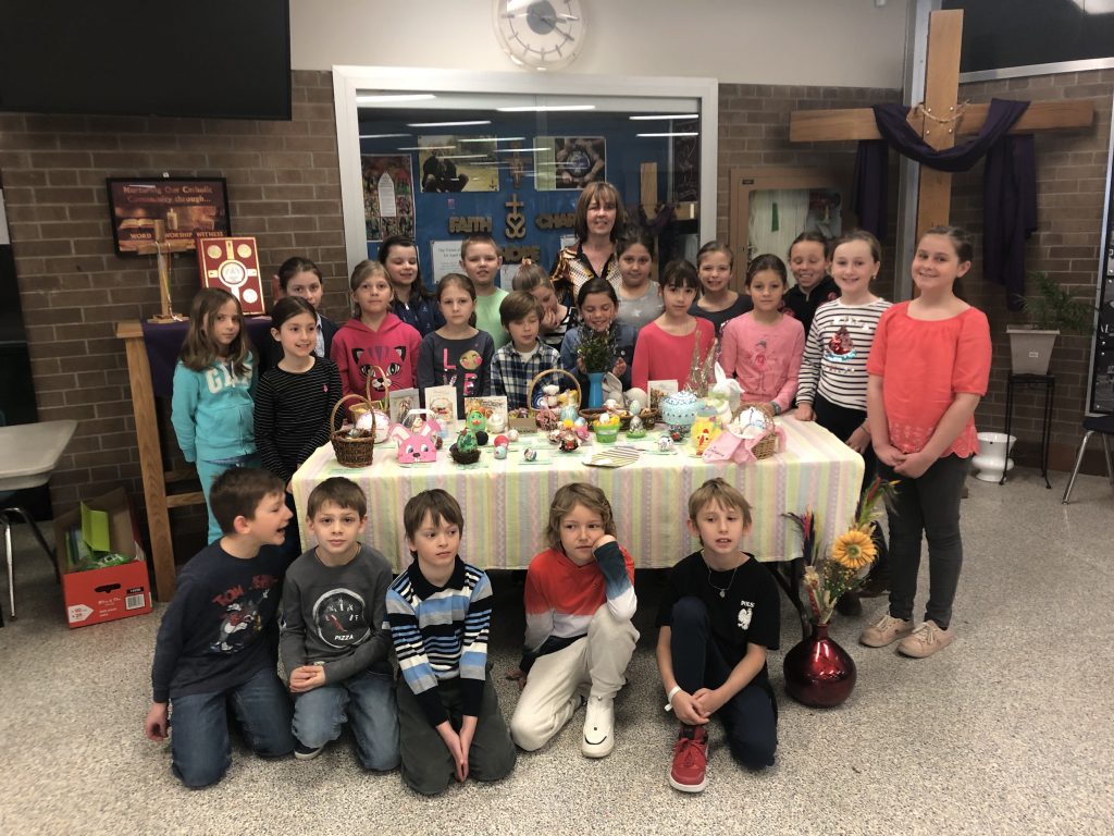 Nasz szkolny stół wielkanocny