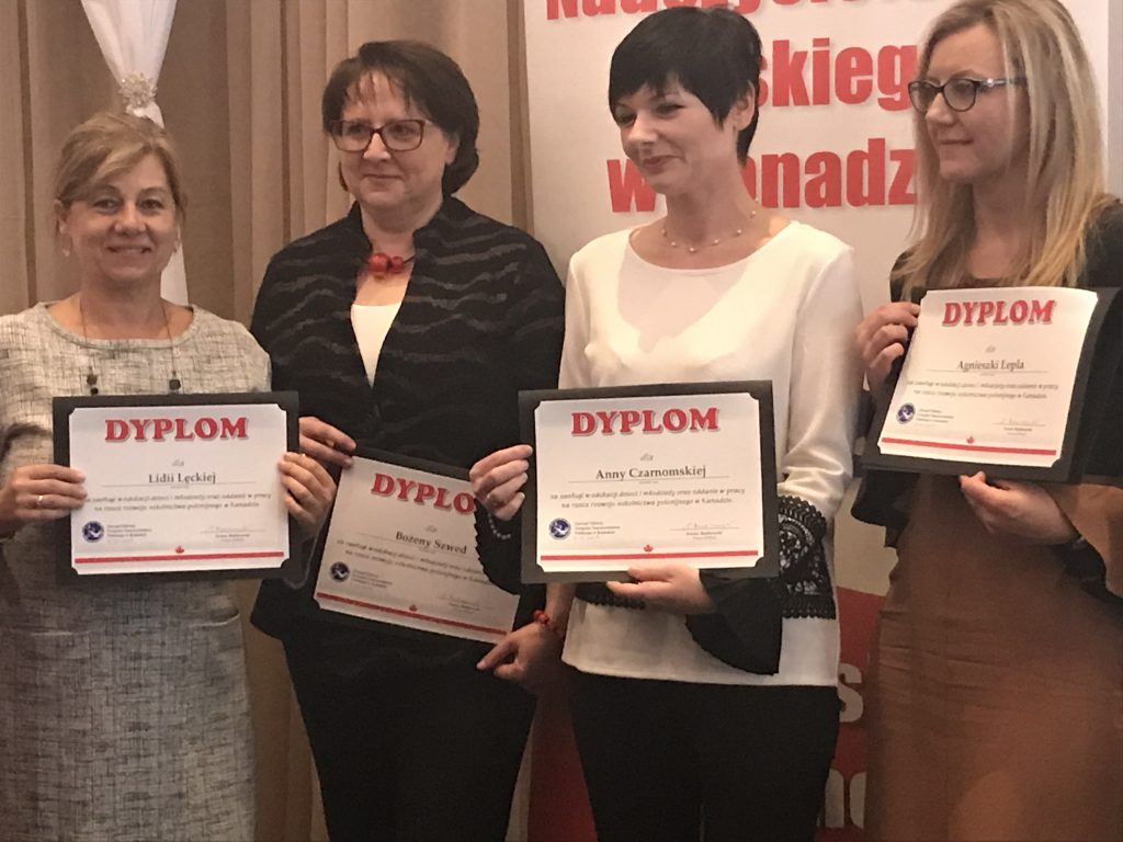 DYPLOMY UZNANIA DLA NAUCZYCIELI SP W TORONTO