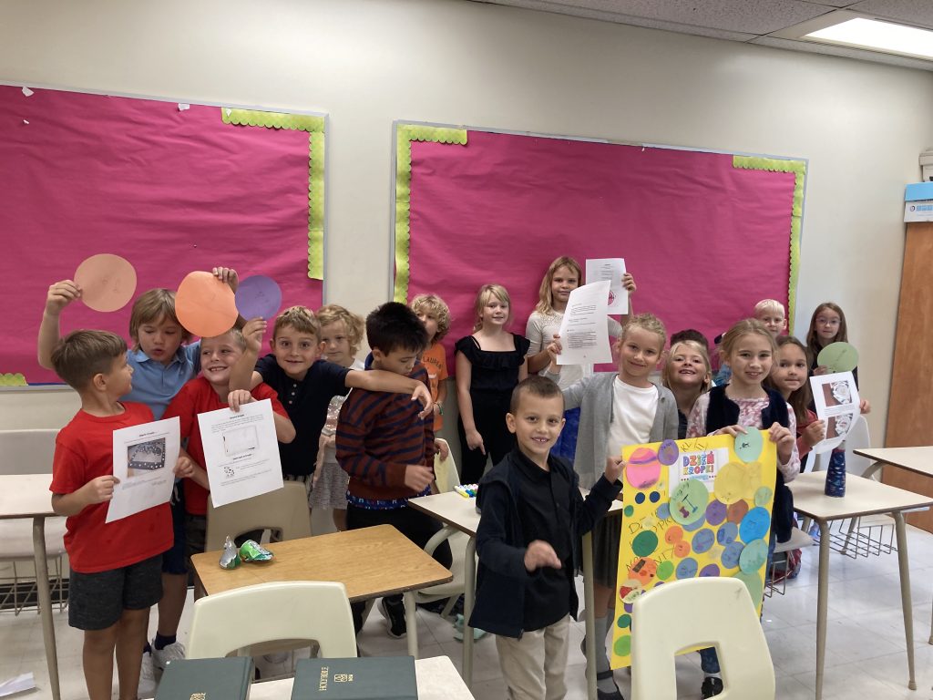 DZIEŃ KROPKI W KLASIE 2