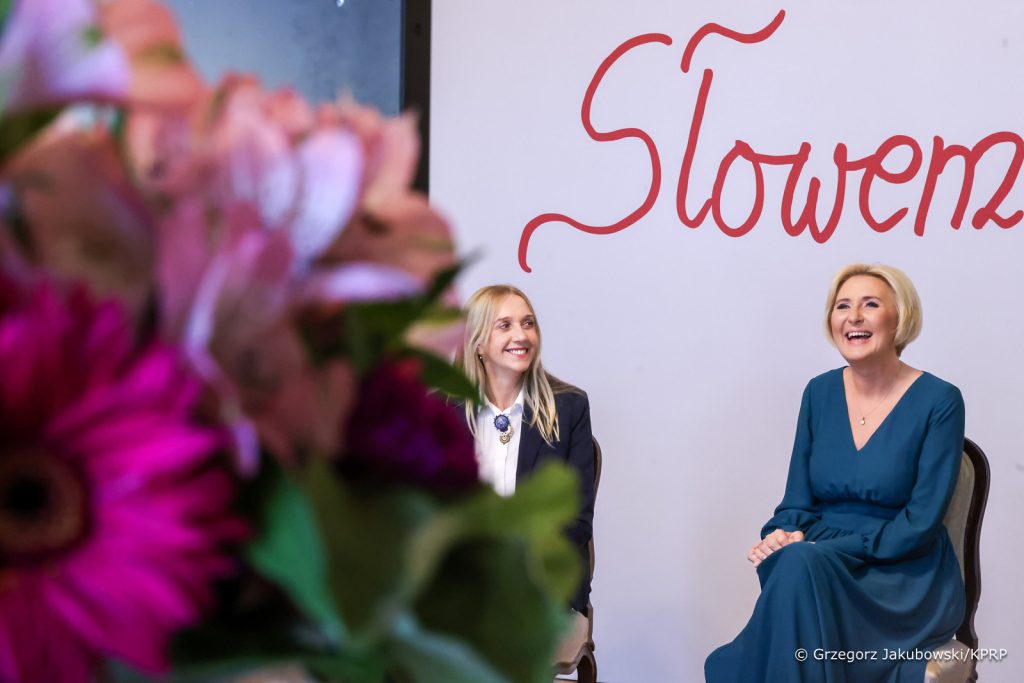 WYNIKI IV EDYCJI KONKURSU RECYTATORSKIEGO SŁOWEM POLSKA