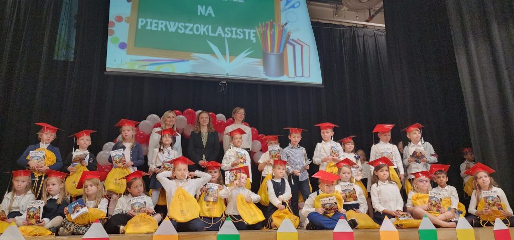 …NAUKĘ CZAS ZACZĄĆ… PASOWANIE NA UCZNIA KLASY PIERWSZEJ